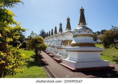 Stupa, Chörten, Chaitya, Chedi, Tibetan 