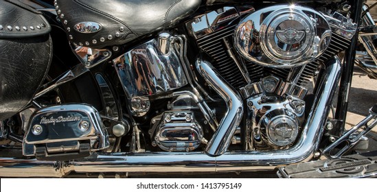 387 Sturgis motorcycle rally Images, Stock Photos & Vectors | Shutterstock