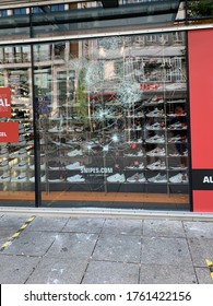 Stuttgart, Germany - 21.06.2020: Aftermath Of Riot And Looting In The Night By A Few Hundret Troublemaker. Picture Shows The Damage In The City And The Stores In Stuttgart, Baden-Württemberg