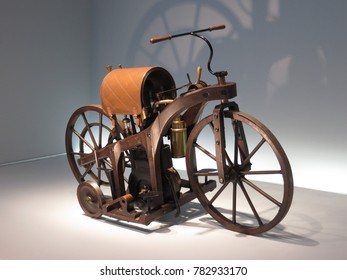 STUTTGART, GERMANY - APRIL 25, 2014: Daimler Reitwagen (Riding Car), World's First Motorcycle (year 1885). Permanent Exhibition In Mercedes-Benz Museum.