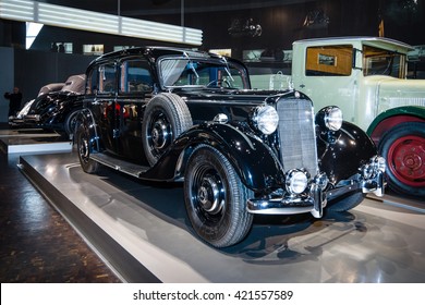 Mercedes Benz 260 D Images Stock Photos Vectors Shutterstock