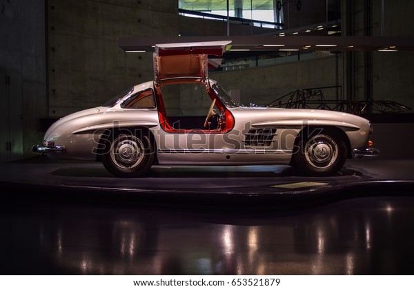 Stuttgartgermany May 20 2016 Mercedes Benz Stock Photo Edit