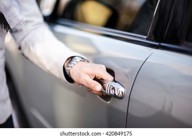 10,935 Man opening car door Images, Stock Photos & Vectors | Shutterstock