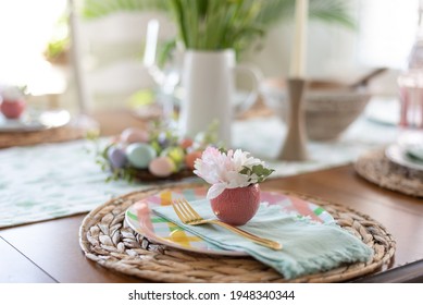 Stylish Easter decor for hosting spring holiday meals