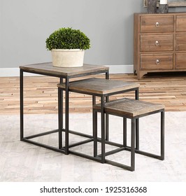 Stylish Home Decor With Accent Table