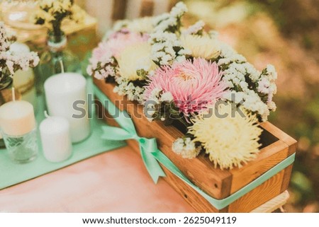 Stylish Wedding Dessert Table with Flowers and Romantic Decor — Pinterest-Inspired Setup