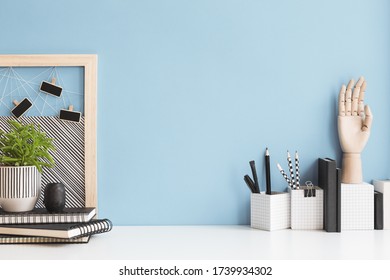 3,993,007 Office table Images, Stock Photos & Vectors | Shutterstock