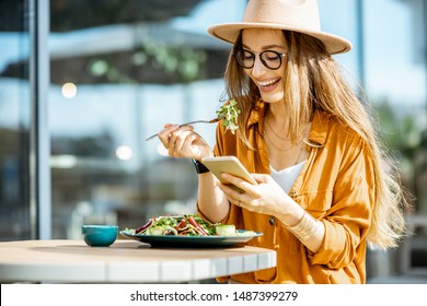 Bouffe Images Stock Photos Vectors Shutterstock