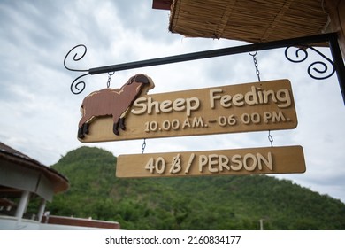 SUAN PHUENG, THAILAND - MAY 29: Operation hour sign in The Scenery Vintage Farm, is a most popular sheep farm in Ratchaburi on May 29, 2010