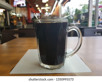 SUBANG JAYA, MALAYSIA - MARCH 27, 2019: Coffee Drinks At A Mamak Shop