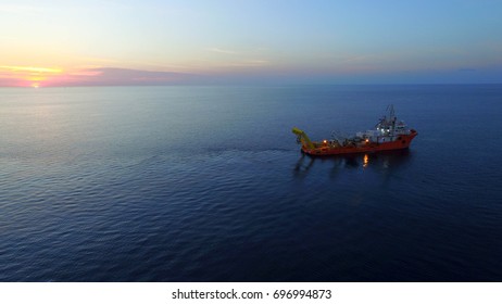 Submarine cable inspection vessel