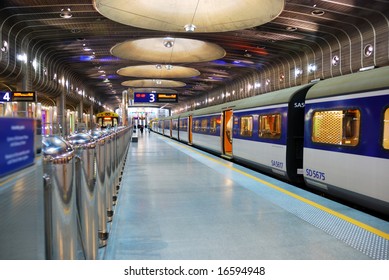 Subway Platform Of Auckland Transport Center, New Zealand