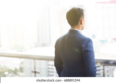 2,616 Executive looking through window Images, Stock Photos & Vectors ...