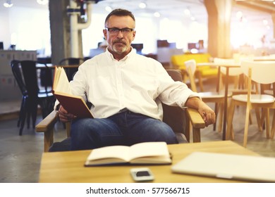 Male writer Images, Stock Photos & Vectors | Shutterstock