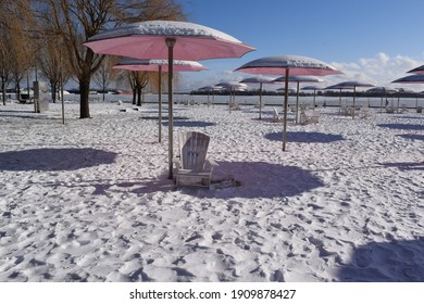 Sugar Beach In Snow In Winter In Toronto