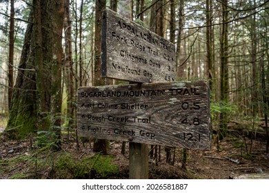 Sugarland Mountain Trail Intersection Sign