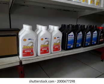 Sukabumi, West Java, Indonesia, June 30, 2021. Photos Of Various Types Of Car Engine Lubricants