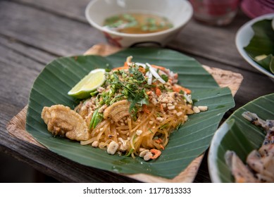 Sukhothai noodle Images, Stock Photos & Vectors | Shutterstock