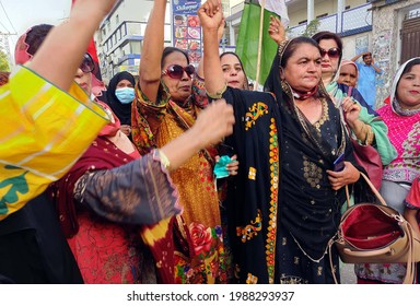 SUKKUR, PAKISTAN - JUN 09: Activists Of Peoples Party (PPP) Are Holding Protest 
Demonstration Against Shortage Of Water, At Press Club On June 09, 2021 In Sukkur.