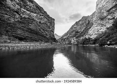 Sulak River の画像 写真素材 ベクター画像 Shutterstock