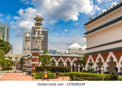 412 Mosque Jamek Sultan Abdul Samad Images, Stock Photos & Vectors ...