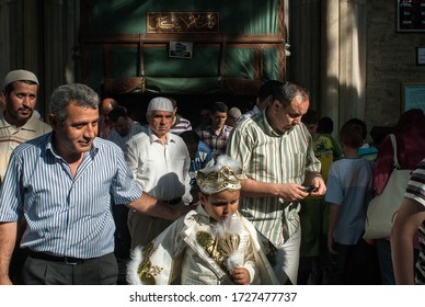 Eyup,İstanbul/Turkey - 6/6/2008:Eyüp Sultan Mosque After Prayer