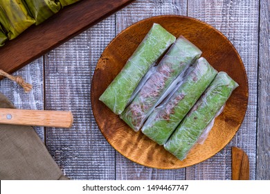 Suman: Filipino Sweet Rice Cake With Latik