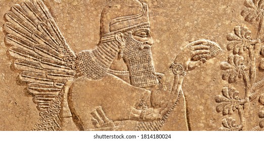 Sumerian Wall Relief, Old Carving Panel From Middle East. Babylon Culture And Mythology. Artifact, Fine Art Of Ancient Babylonian And Assyrian Civilization In Mesopotamia. History Of Iraq And Iran.