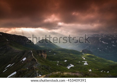 Foto Bild Panoramic mountain view from Brienzer Rothorn at Sunset