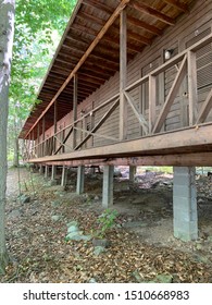 Imagenes Fotos De Stock Y Vectores Sobre Cabin In Woods