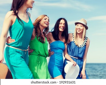 340,688 Summer party girl Images, Stock Photos & Vectors | Shutterstock
