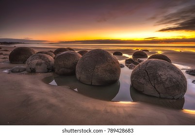 Summer In Moeraki Boulders