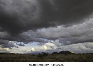 3 Stratus fractus Images, Stock Photos & Vectors | Shutterstock