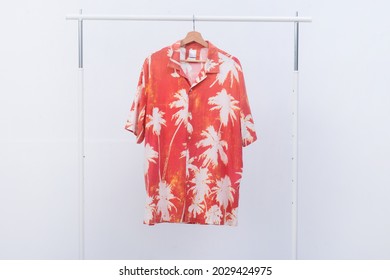 Summer Palm Leaf Shirt With Short Sleeves On Hanger