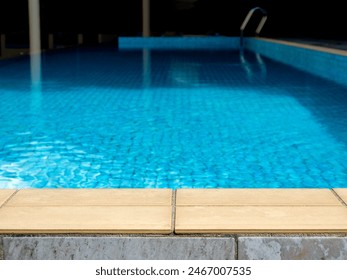 Fondo piscina verano 