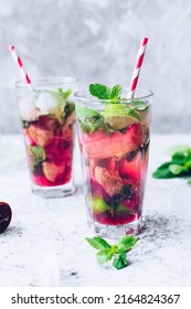 Summer Refreshing Drink With Rhubarb, Lime And Mint. Rhubarb Lemonade. Glass With Fresh Cool Spring Rhubarb Mojito Cocktail.