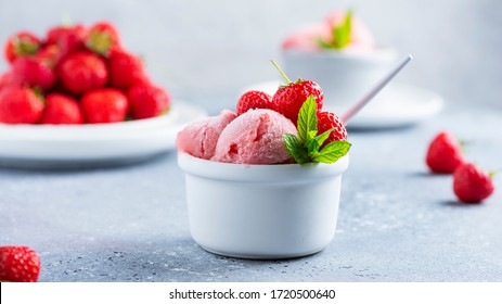 Summer sorbet with fresh strawberry, selective focus image and slider format