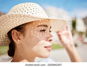 Summer, Travel And Beach Sun Hat By Woman Looking Content, Relax And Calm, Enjoying Fresh Air And Free Time. Nature, Light And Closeup Of Female On Vacation In Florida, Enjoy Tropical View And Ocean