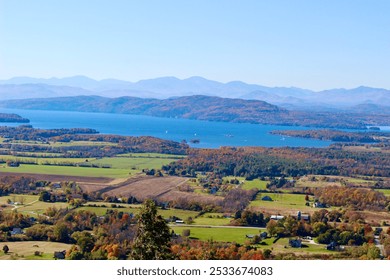 Summit view at Mt.Philo State Park #fall #foliage #vermont #leafpeeper #hiking #mountain #trail