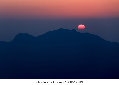 The sun is going down 