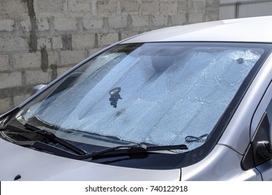 Sun Reflector Windscreen. Protection Of The Car Panel From Direct Sunlight.