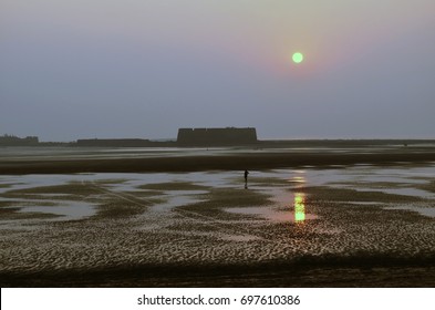 A sun setting view 