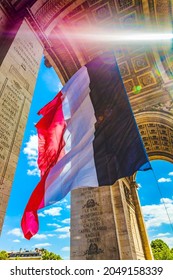 Sunbeam Sun Rays Arc De Triomphe French Flag Paris France. Completed In 1836 Monument To The Dead In The French Revolution And Napoleonic Wars. Includes Tomb To Unknown Soldier