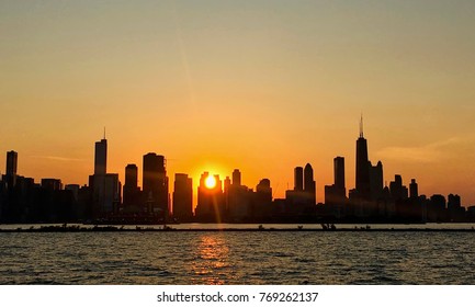 195 Chicago spire Images, Stock Photos & Vectors | Shutterstock