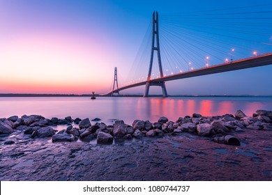 Sundial Bridge Style