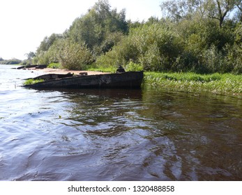 Sinking Barge Images Stock Photos Vectors Shutterstock