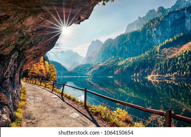 Sunny Autumn Scene Of Vorderer ( Gosausee ) Lake. Colorful Morning View Of Austrian Alps, Upper Austria, Europe. Beauty Of Nature Concept Background.