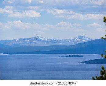 21,502 Yellowstone lake Images, Stock Photos & Vectors | Shutterstock