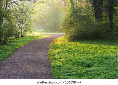 Sunny Park Path Path Early In The Morning