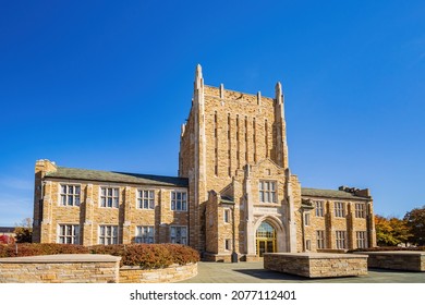 Sunny View Of The Chapman Legacy Society Of The University Of Tulsa At Oklahoma